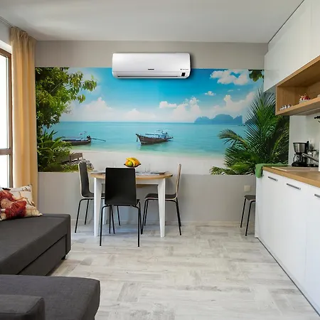 Jack House Apartment Warna