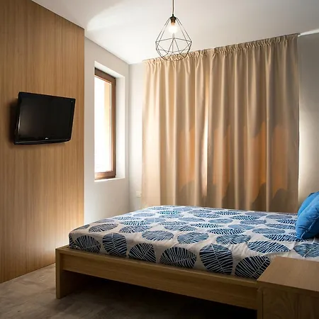 Jack House Apartment Warna