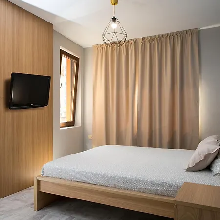 Apartment Jack House